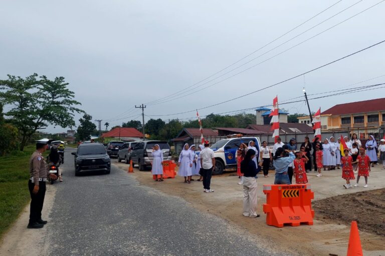 Gedung Baru SD St. Yosef Diresmikan, Polres Gunung Mas Jaga Keamanan Kegiatan