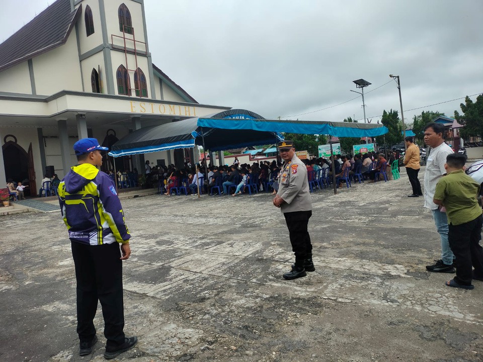 Pengamanan Maksimal, Ibadah Jumat Agung di Gunung Mas Berjalan Lancar dan Kondusif