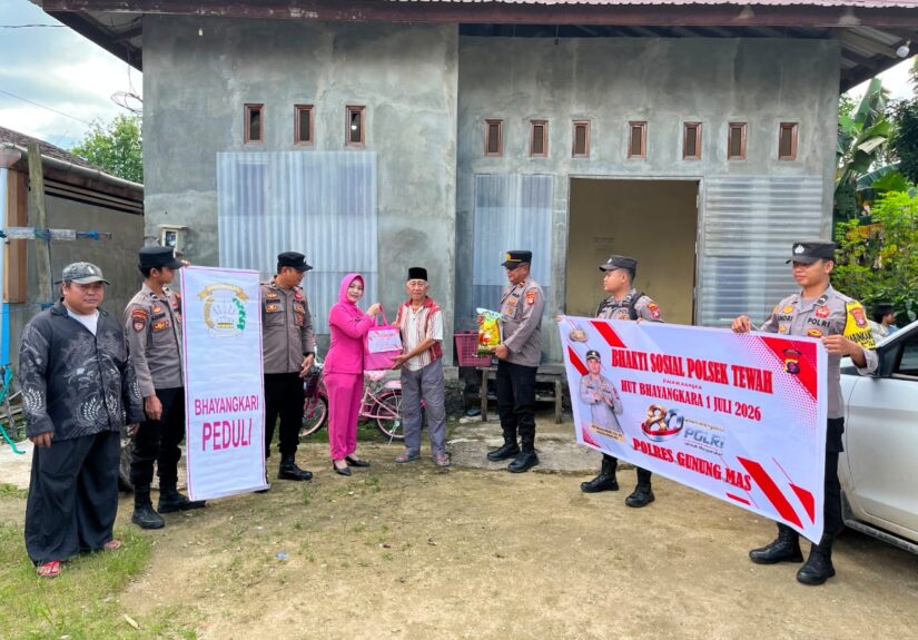 Jelang Hari Bhayangkara, Polsek Tewah Hadirkan Bantuan Sosial dan Pengobatan Gratis untuk Warga